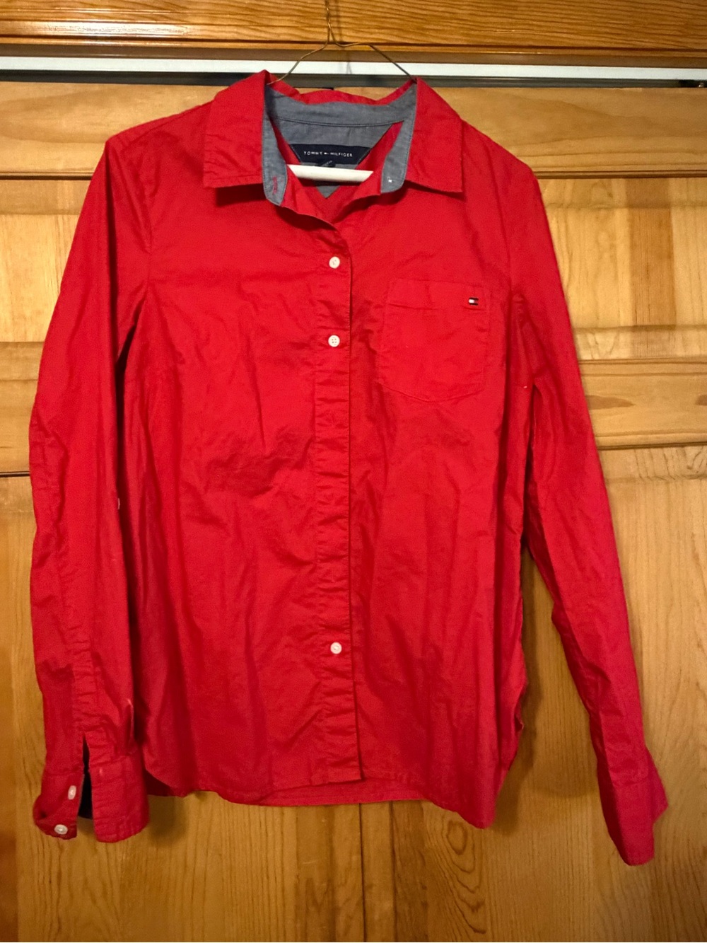 Tommy Hilfiger Women's Red Long-Sleeve Button-Down Shirt